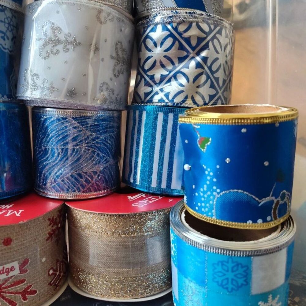 Christmas Ribbon Lot - Picture 5 of 5
